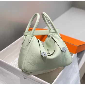 Hermes Lindy 26cm Taška v kůži Clemence v odstínu Vert Fizz s GHW