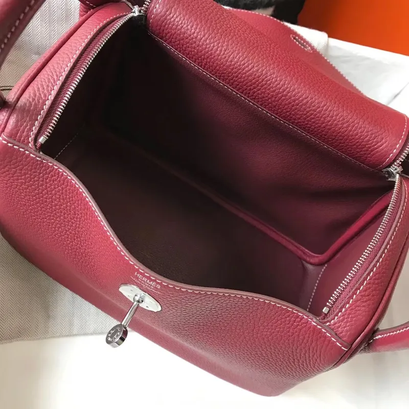Hermes Lindy 26cm Taška v Bordeaux Clemence s PHW