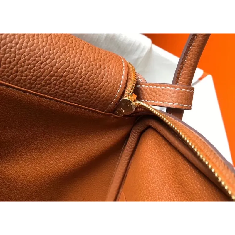 Hermes Lindy 26cm Taška ve zlatém Clemence s GHW