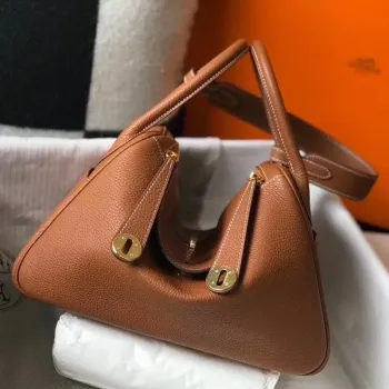 Hermes Lindy 26cm Taška ve zlatém Clemence s GHW