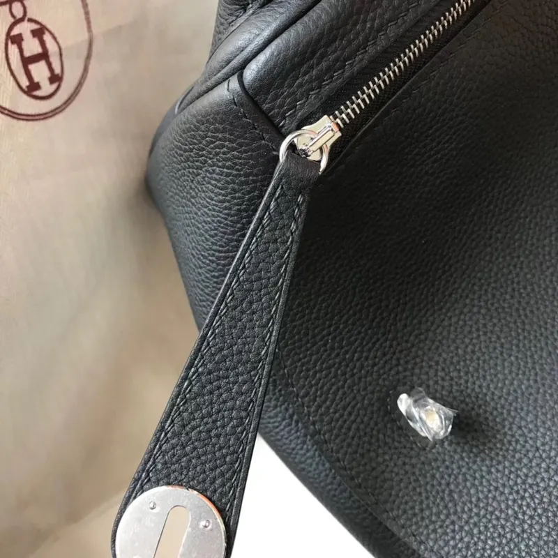 Hermes Lindy 26cm Taška v černém klementu s PHW