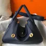 Hermes Lindy 30cm Taška v námořnické modré kůži Clemence
