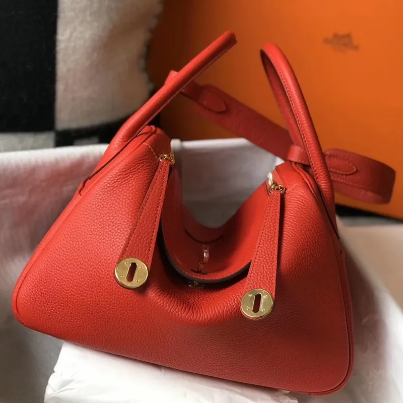 Hermes Lindy 30cm Taška v červené kůži Clemence