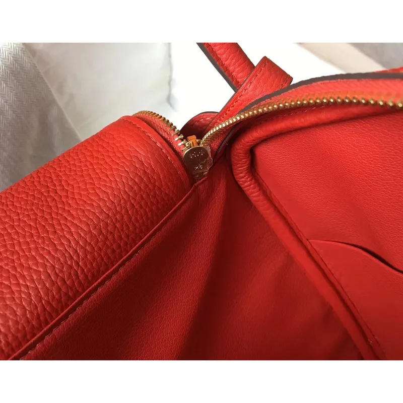 Hermes Lindy 30cm Taška v červené kůži Clemence