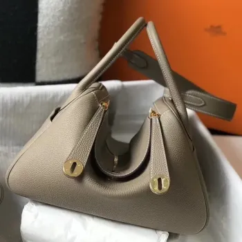 Hermes Lindy 30cm Taška v šedé kůži Clemence