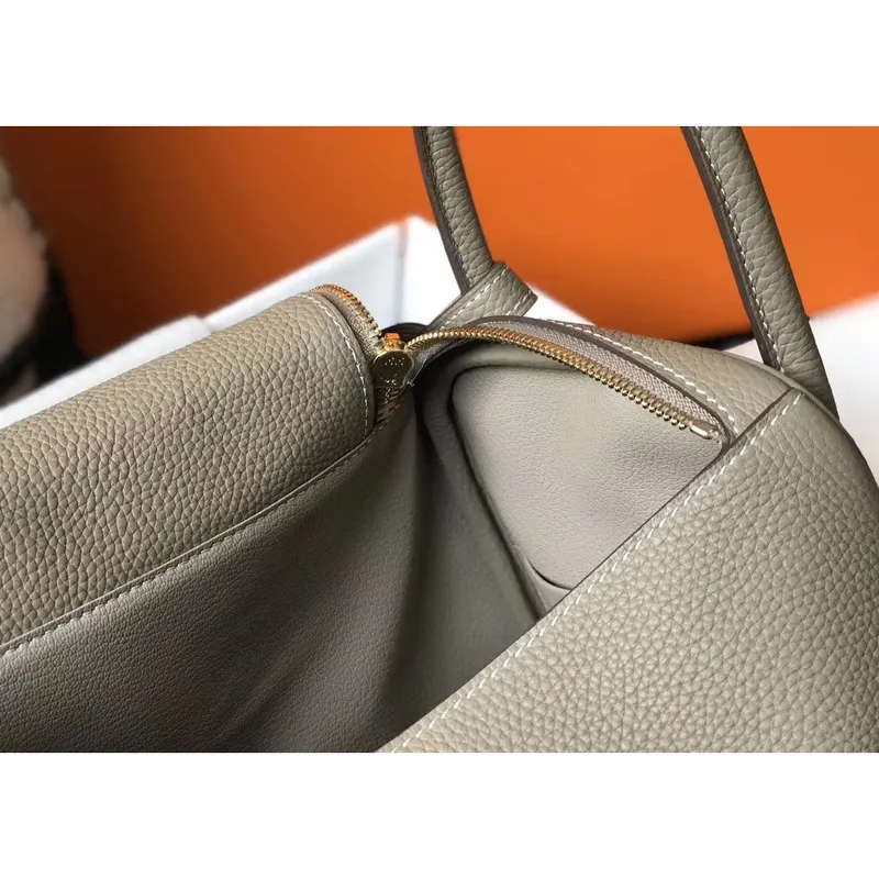 Hermes Lindy 30cm Taška v šedé kůži Clemence