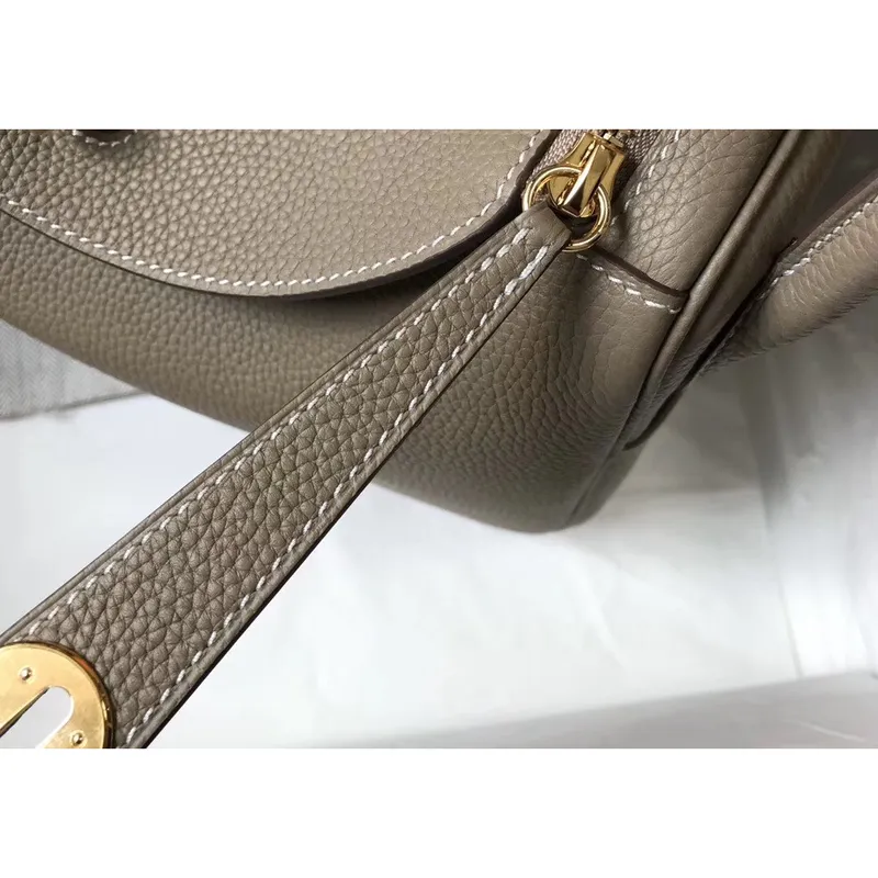 Hermes Lindy 30cm Taška v šedé kůži Clemence