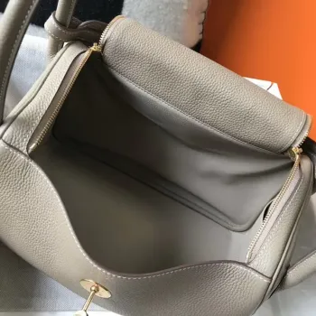 Hermes Lindy 30cm Taška v šedé kůži Clemence