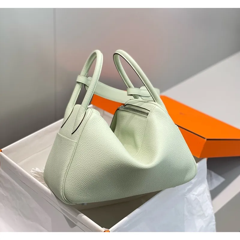 Hermes Lindy 30cm Taška v barvě Vert Fizz z kůže Clemence s PHW