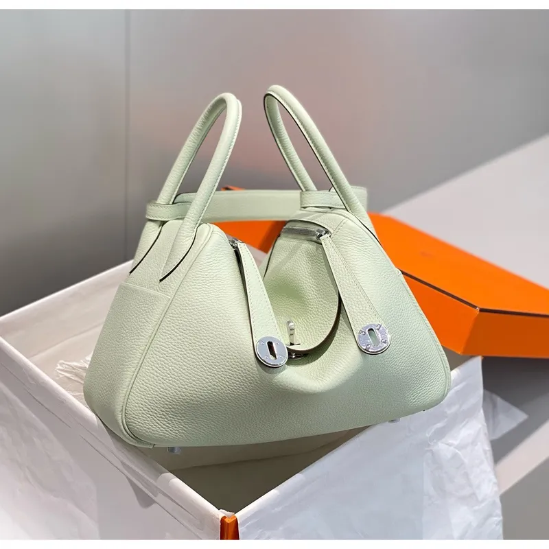 Hermes Lindy 30cm Taška v barvě Vert Fizz z kůže Clemence s PHW