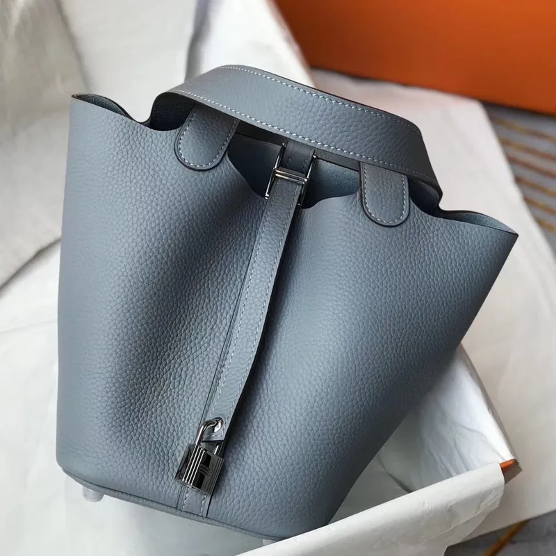 Hermes Picotin Lock 18 Taška v modré linii z kůže Clemence