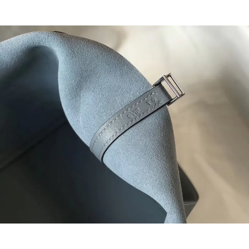 Hermes Picotin Lock 18 Taška v modré linii z kůže Clemence