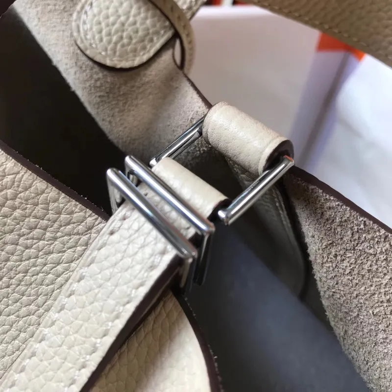 Hermes Picotin Lock 18 Taška v kůži Clemence Beton