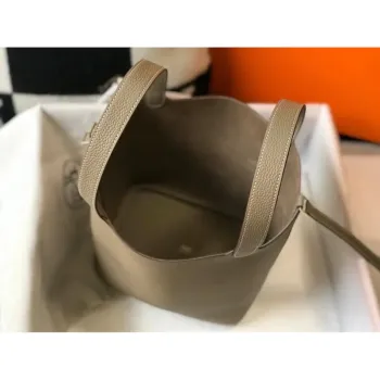 Hermes Picotin Lock 22 Taška v kůži Tourterelle Clemence