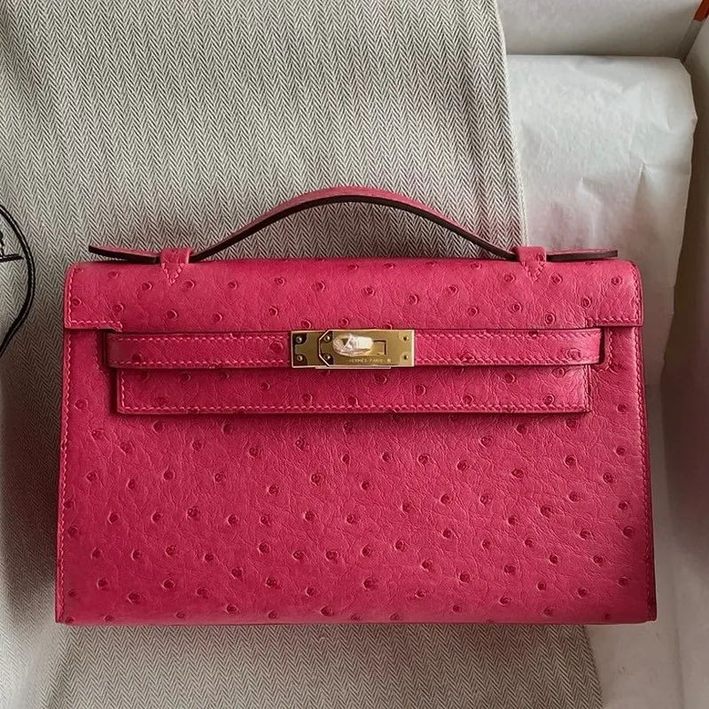 Kelly Pochette Ručně Vyrobená Taška z Růžové Tyrien Pštrosí Kůže