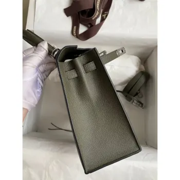 Kelly Sellier 25 Ručně vyráběná taška v barvě Vert De Gris z telecí kůže Epsom