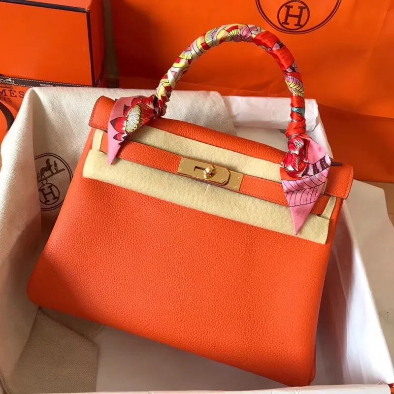 Hermes Orange Clemence Kelly 28cm Ručně vyráběná taška