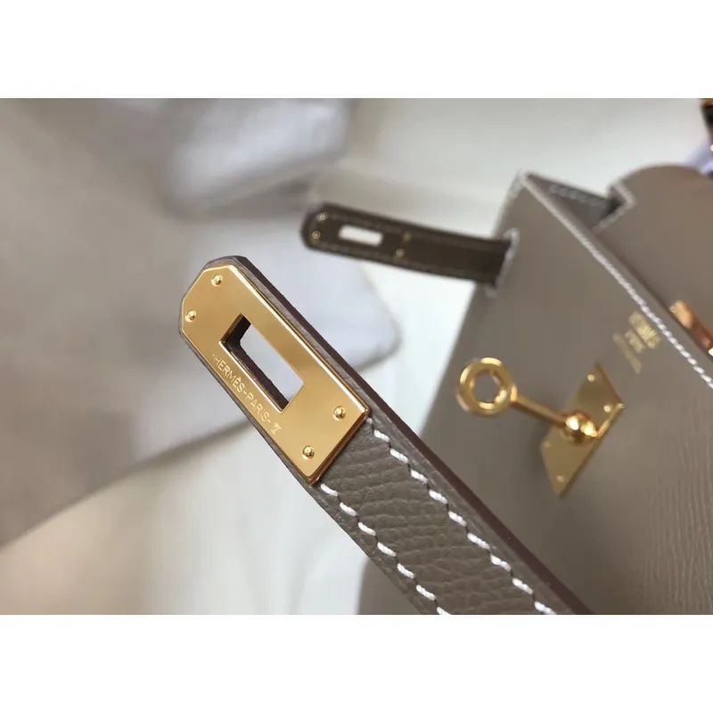 Kelly 25cm Sellier Taška v taupe Epsom kůži