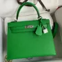 Hermes Epsom Kelly 25cm Sellier Ručně vyráběná taška Bambou