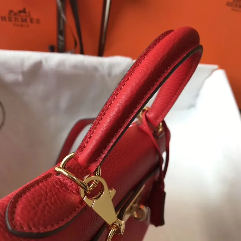Hermès červená kůže Clemence Kelly 28cm taška