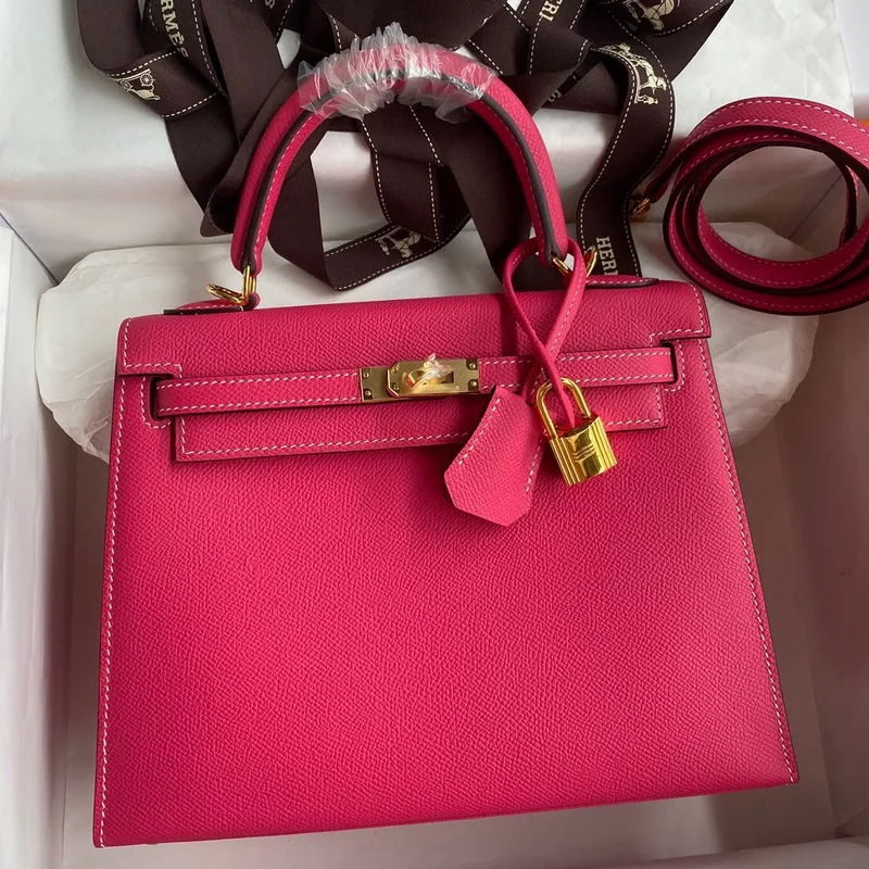 Kelly Sellier 25 Ručně vyráběná taška v broskvovém Epsom telecí kůži