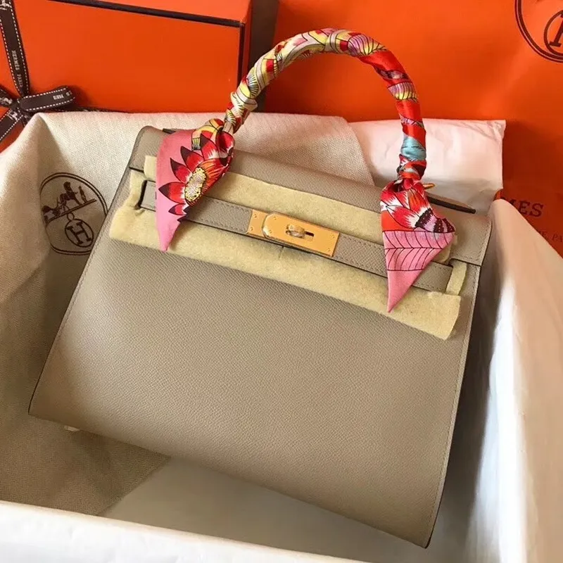 Hermes Tourterelle Epsom Kelly 28cm Ručně vyráběná taška