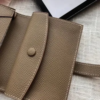 Hermes Bearn Mini Peněženka v taupe Epsom kůži