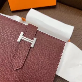 Hermes Bearn Kompaktní Peněženka v Bordeaux Epsom Kůži