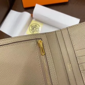 Hermes Bearn Kompaktní Peněženka v Trench Epsom Kůži