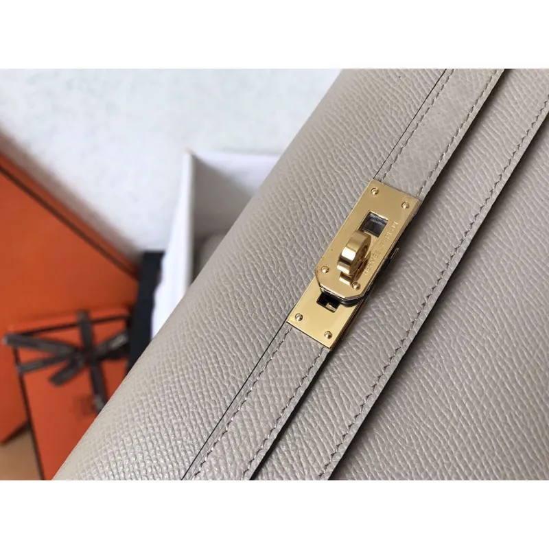 Kelly Classic Dlouhá Peněženka v Šedé Epsom Kůži