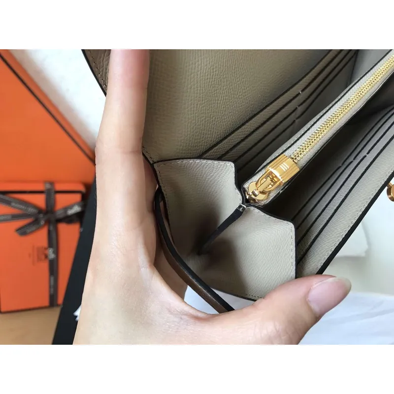 Kelly Classic Dlouhá Peněženka v Šedé Epsom Kůži