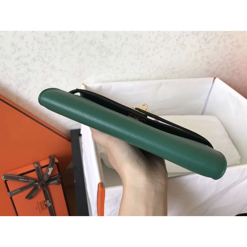 Kelly Classic Dlouhá Peněženka v Malachitové Epsom Kůži