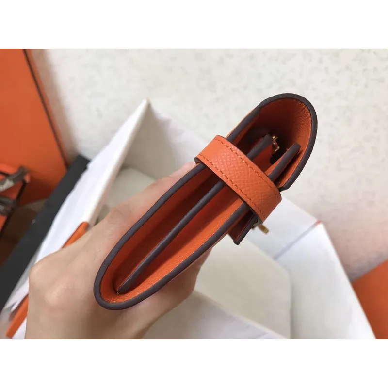 Kelly Classic Dlouhá Peněženka v Oranžové Epsom Kůži
