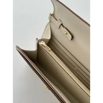 Hermes Constance To Go peněženka v Craie Epsom telecí kůži